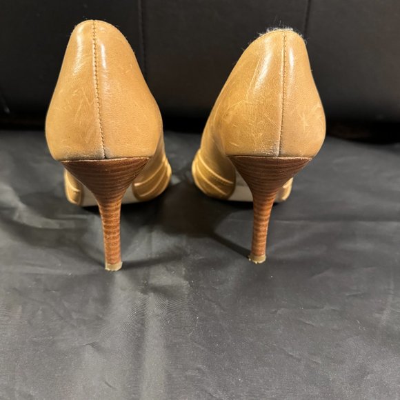 Steve Madden Tan Heels - Picture 4 of 7